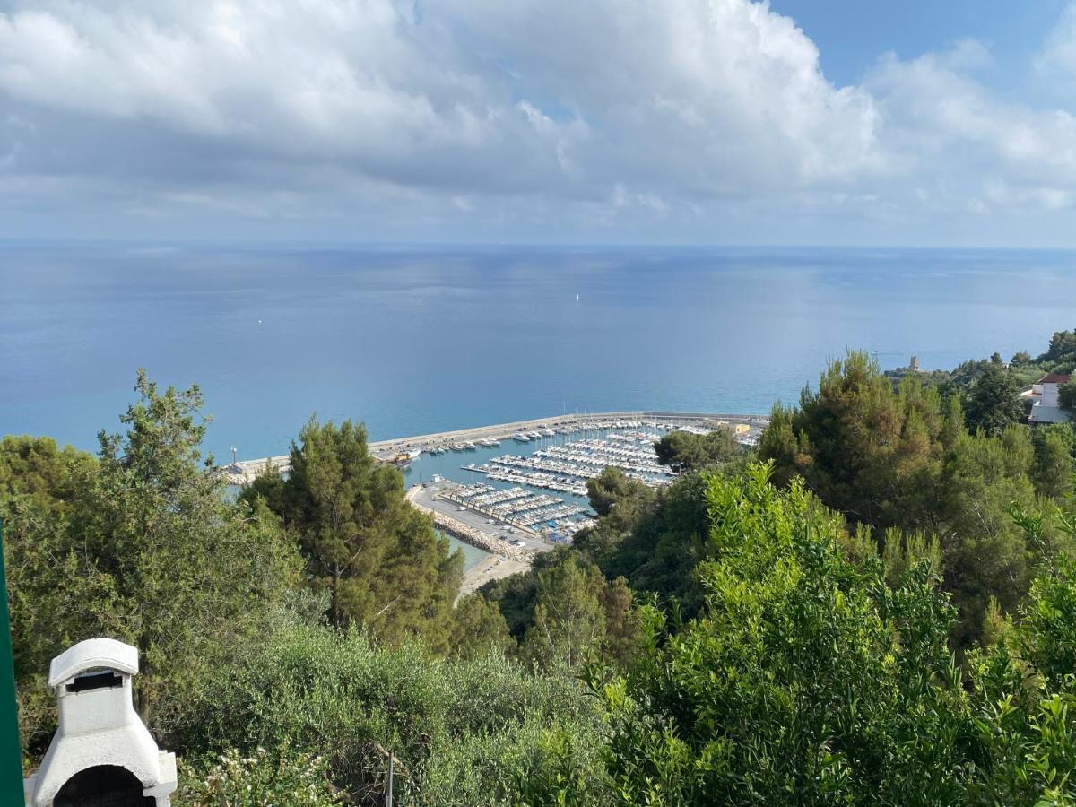 “Da Senso” Relax Nel Verde Vista Mare Finale Ligure Exteriér fotografie